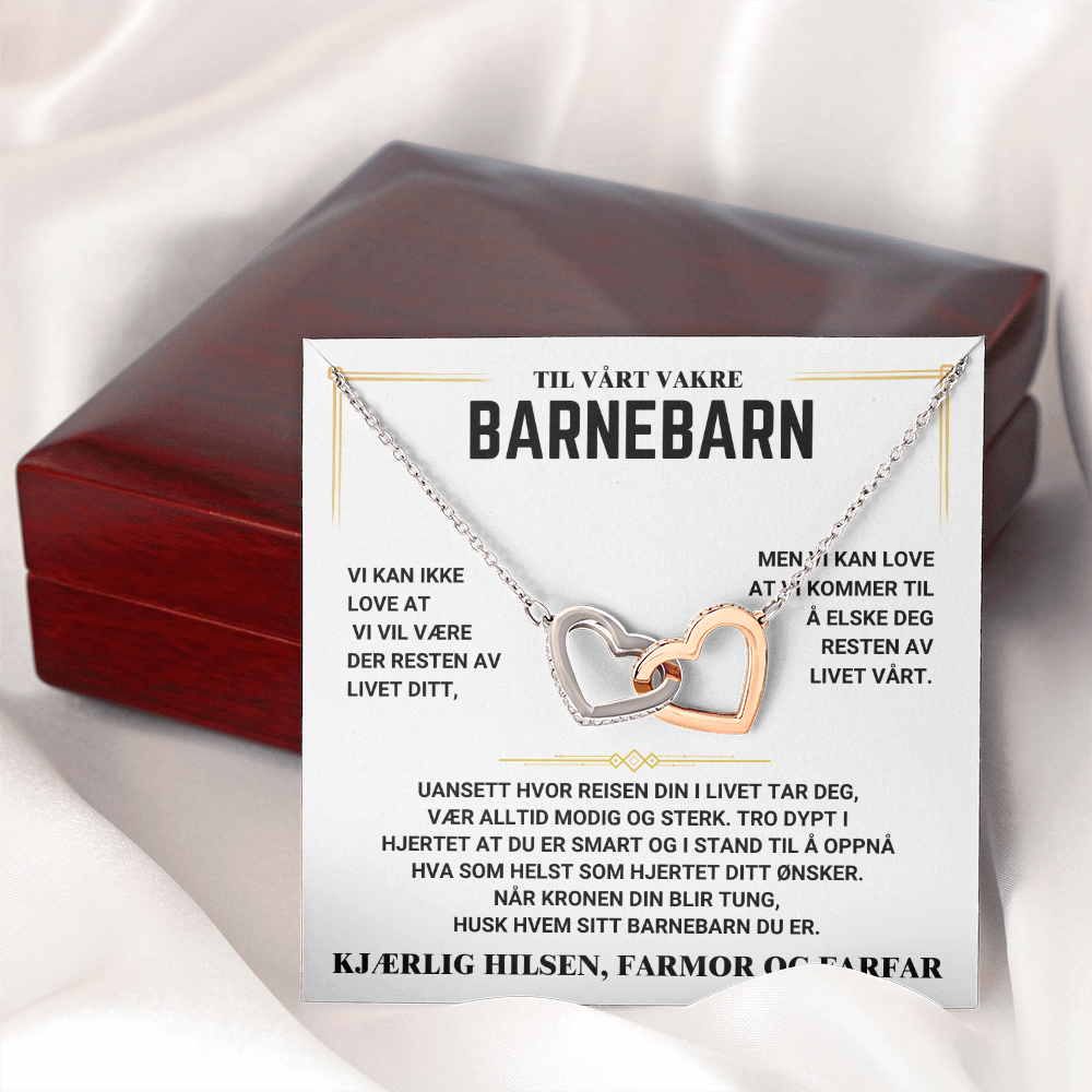 Til Vårt Vakre Barnebarn -  Sammenlåsende Hjerter Halskjede - Kjærlighet, Mormor Og Morfar